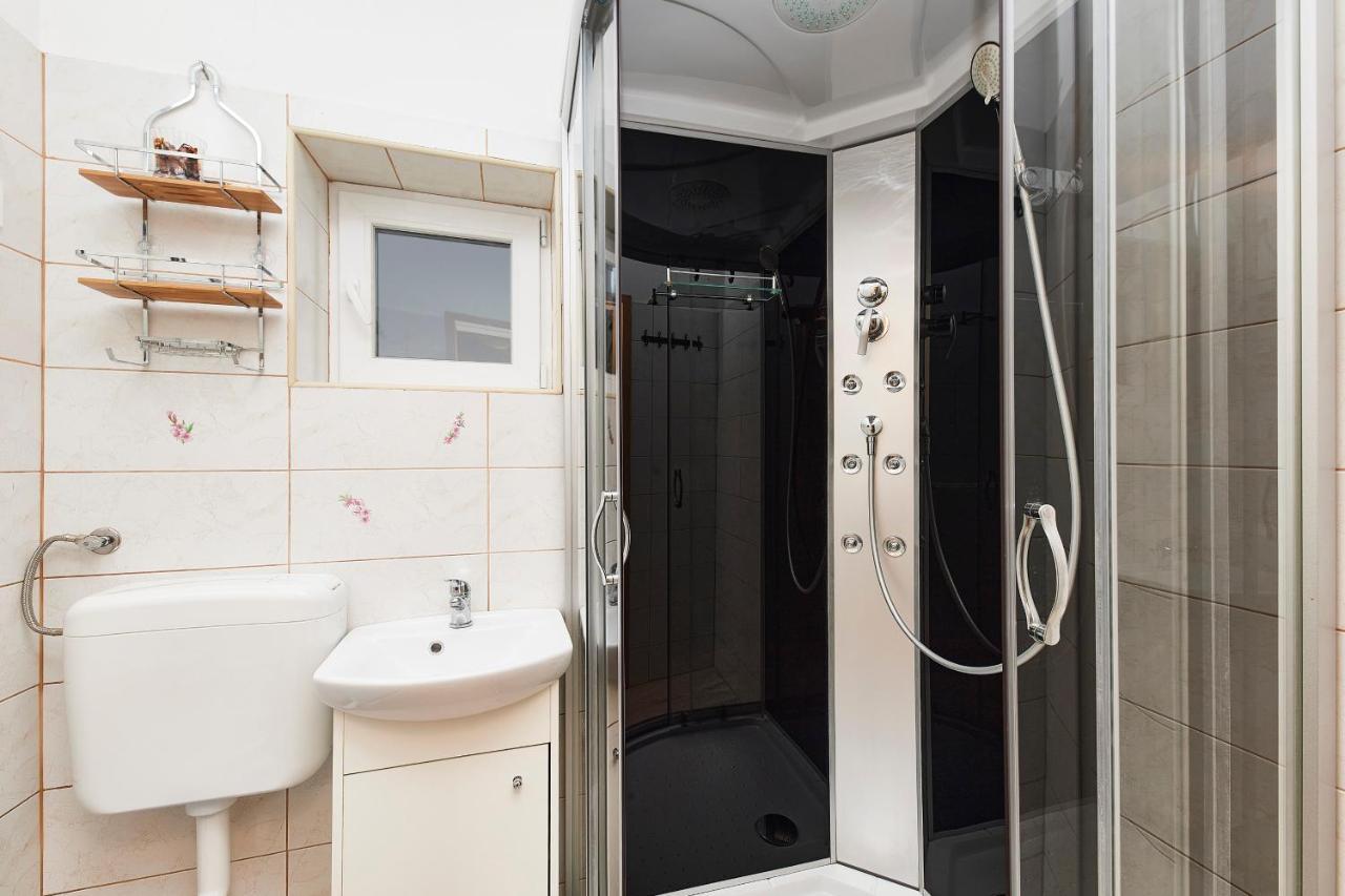 Apartma Humar Kobarid Esterno foto